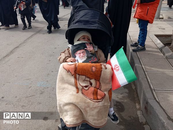 راهپیمایی روز قدس همراه با تشییع پیکر شهید مجتبی پارسا روش