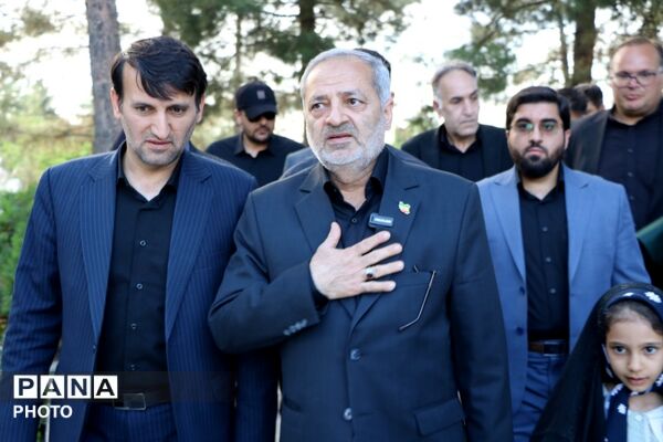 اولین سالگرد شهید کاظمی در بهشت رضا مشهد با حضور وزیر آموزش و پرورش