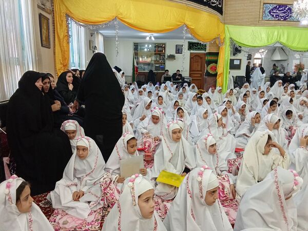 جشن تکلیف دختران شبستر