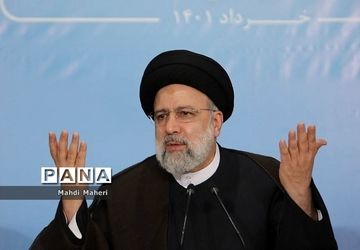 دکلمه‌خوانی به مناسبت سالگرد شهادت شهید سیدابراهیم رئیسی