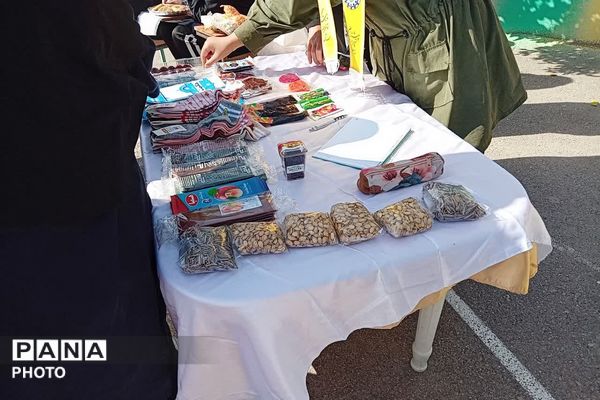 بازارچه و طرح بوم در دبیرستان حاج محمود رضوی شیراز