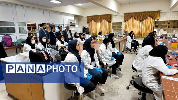 دوره‌های آموزشی هشتمین کارسوق ملی مهندسی ژنتیک در زنجان