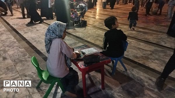 غرفه دهه نودی ها هر شب پرشور تر از قبل در نیشابور