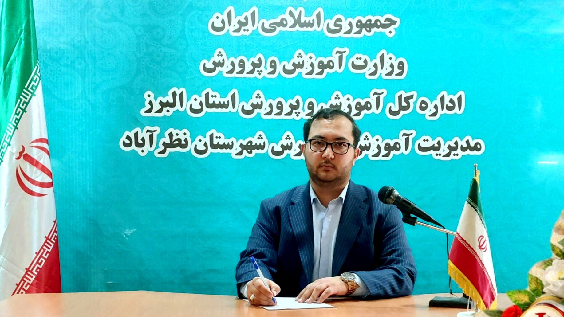 روابط عمومی قلب تپنده آموزش و پرورش و پل ارتباطی با جامعه است