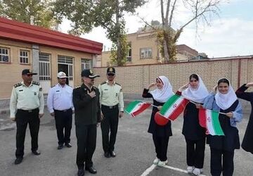 هفته نیروی انتظامی در مدرسه نجمه شاهرود