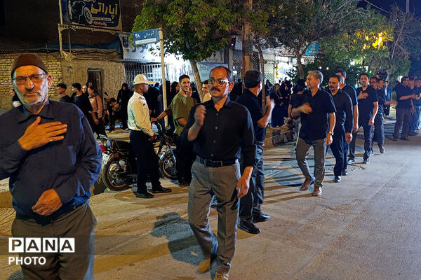 بجنورد یکپارچه در سوگ حسین(ع)