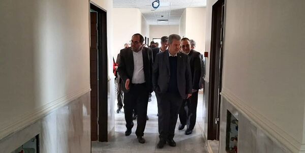 بازدید مسئولان استانی و شهرستانی از پروژه‌های فرهنگی و آموزشی اسدآباد