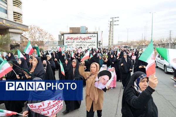 حضور مردم چهاردانگه در جشن چهل و هفتمین سالگرد شکوهمند انقلاب اسلامی