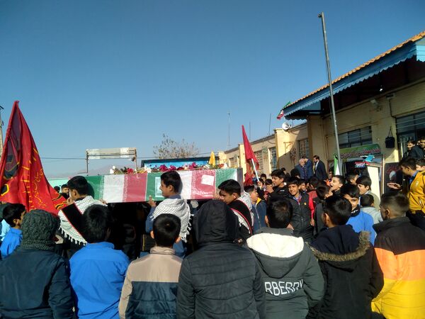 مراسم وداع با شهید گمنام در دبیرستان آیت الله خامنه‌ای شهرستان خلیل‌آباد 