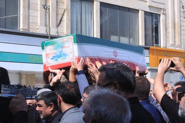 تشییعی که بهارستان را یکپارچه عزادار و مفتخر کرد