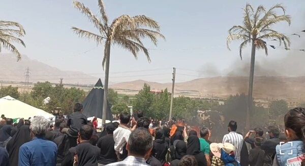مراسم خیمه سوزان در شهر طاقانک