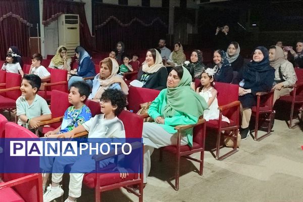 آیین اختتامیه مدرسه خلاقیت ماورا در قائمشهر