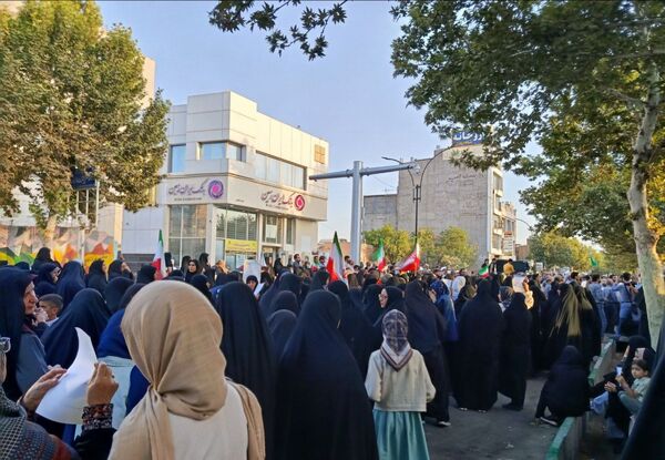 ملت ایران سکوت نخواهد کرد