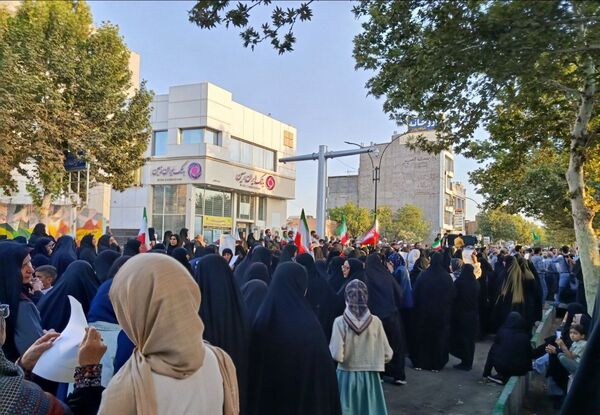 ملت ایران سکوت نخواهد کرد