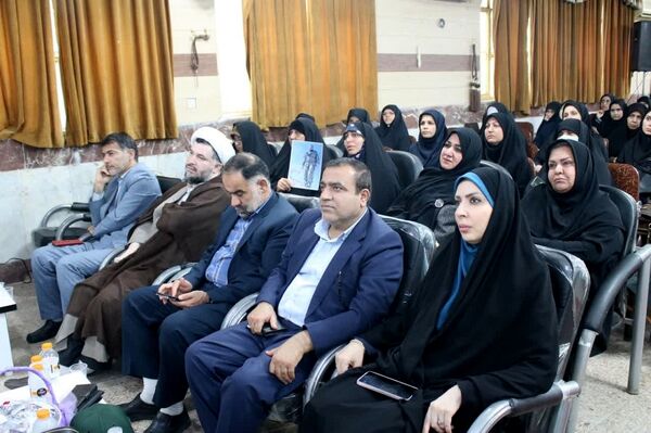 تجلیل از اسوه‌های صبر و مقاومت 