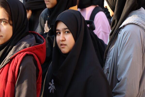 صبحگاه مدرسه شیخ مفید پاکدشت