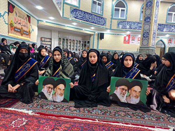 همایش صلابت خواهران بسیجی در خواجه