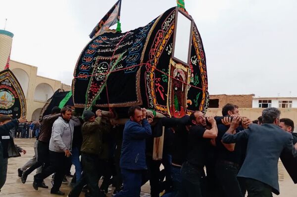 برگزاری مراسم نخل برداری بنادکوک دیزه