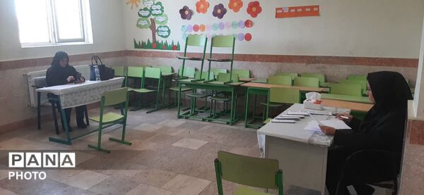 خدمات گسترده درمانی گروه‌های جهادی دانشجویی در منطقه  شهرک ابریشم چهار باغ ساوجبلاغ
