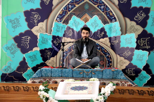 محفل انس با قرآن در مدرسه میثاق مکتب‌الصادق (ع) 
