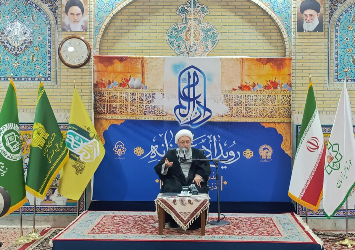 رئیس مجمع تشخیص مصلحت نظام: برای استقلال کشور هزینه می‌دهیم