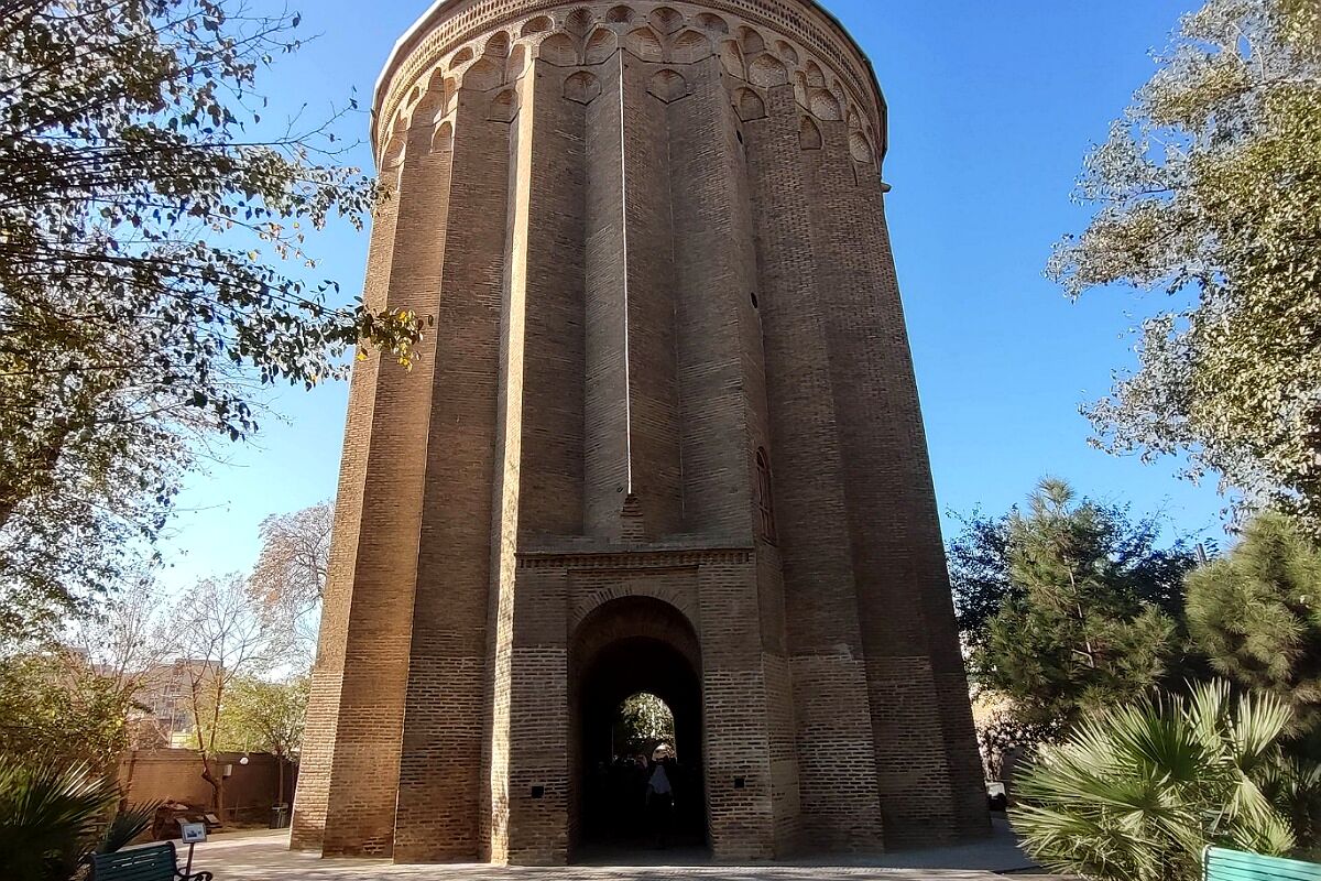 اردوی ری گردی دانش‌آموزان دبستان حاتم ناحیه دو شهرری