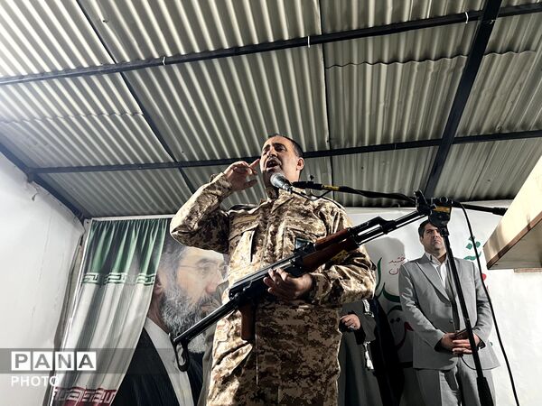 راهپیمایی و تجمع مردمی در هشتگرد ساوجبلاغ با حضور پرشور مردم 