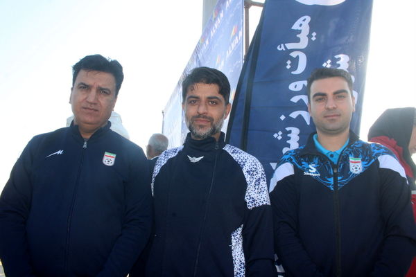 پیاده‌روی خانوادگی در بوشهر