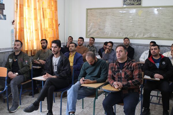 دوره توانمند سازی خبرنگاران پانا در دبیرستان رضوان