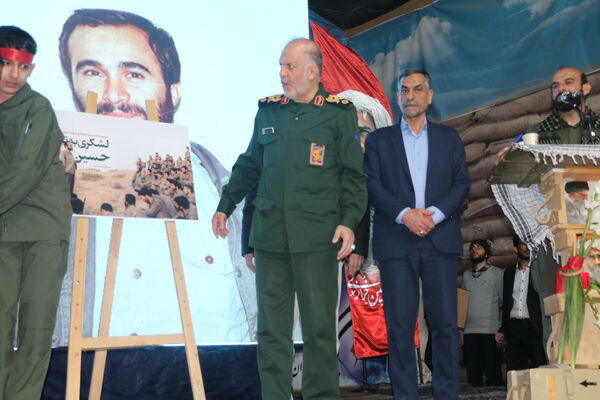  مراسم بزرگداشت سرداران شهیدحسین خرازی و رسول زرین