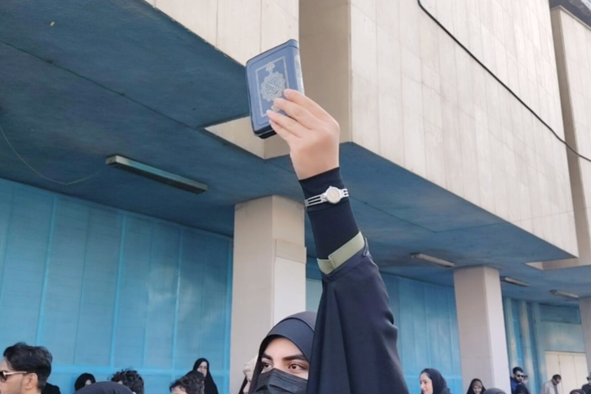 حضور پرشور شیرازی‌ها در محکومیت حوادث تروریستی اخیر