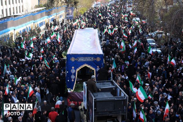 تشییع پیکر شهیدان لاریجانی، سلیمانی و شهدای ناو دنا