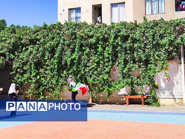 فراگیری پویایی مدرسه،خانواده و جامعه  از دبستان هدی یک 