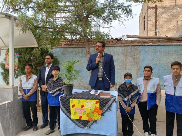 آغاز سال تحصیلی جدید در دبیرستان امید