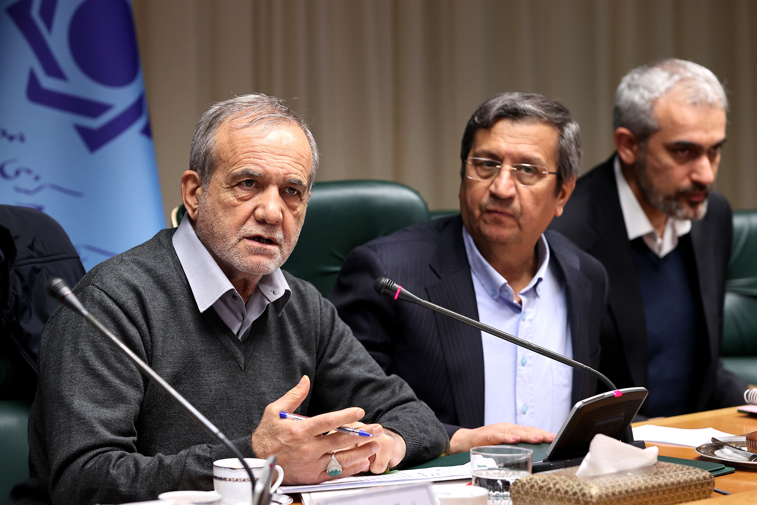 دستور مهم رئیس جمهور برای رفع موانع اجرایی تفویض اختیارات استانداران مرزی