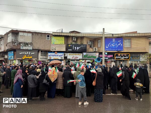 بیعت مردم آق قلا با رهبر جدید