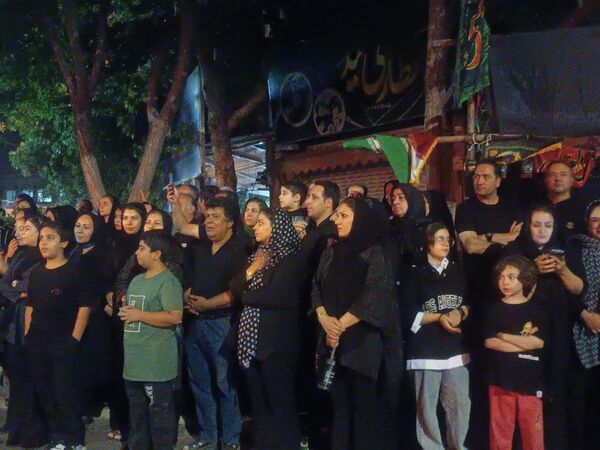 مراسم عزاداری شب عاشورا در خیابان‌های نیشابور 