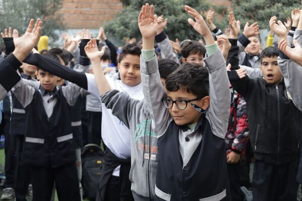 صبحگاه دانش در دبستان خیراندیشان گرگان
