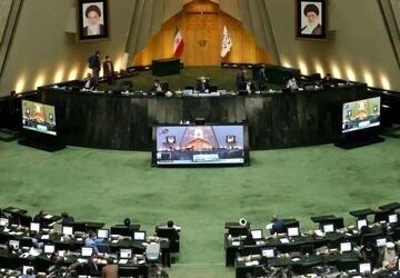 پیگیری طرح توسعه ایستگاه‌های برق قدرت در شهرستان‌های مختلف