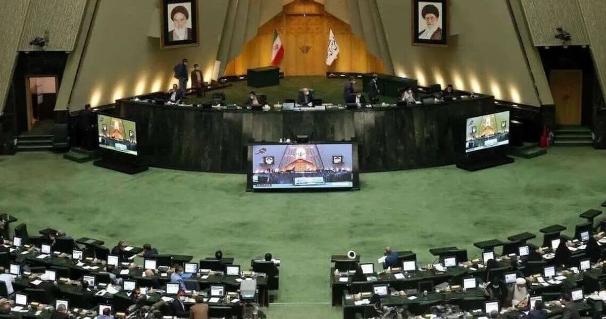 پیگیری طرح توسعه ایستگاه‌های برق قدرت در شهرستان‌های مختلف