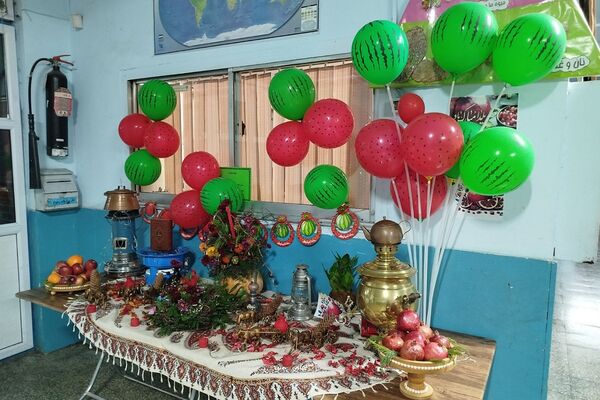 گردهمایی انجمن شعر و ادب فرهنگیان در دبستان طالقانی ناحیه دو شهرری 