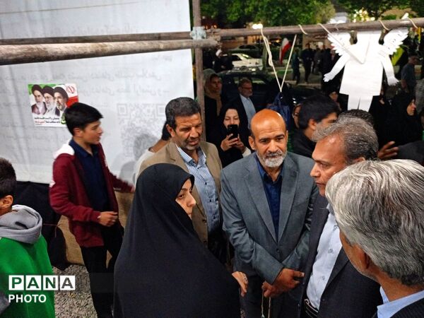 افتتاح موکب های دانش آموزی در حاشیه اجتماعات مردمی در شهرستان کاشمر