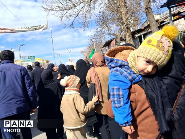 امروز شیروان در سوگ ۳شهید جنگ تحمیلی نشست