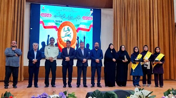 تربیت صحیح فرزندان مهم‌ترین رسالت خانواده و آموزش و پرورش است