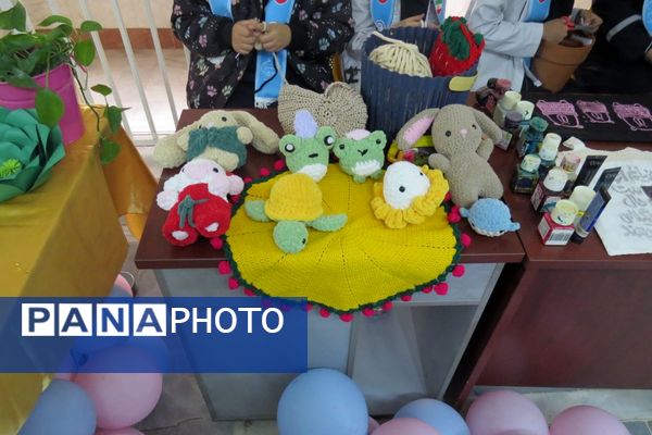 جشنواره فرهنگی‌ هنری‌ ماها در هنرستان سیدالشهدا