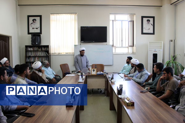 نشست مدیران اعتکاف دانش‌آموزی یزد