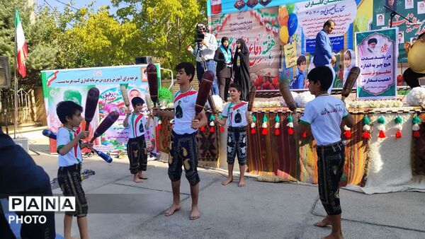 نواختن زنگ مهر، ایثار و مقاومت در مدرسه نمونه دولتی ۹ دی