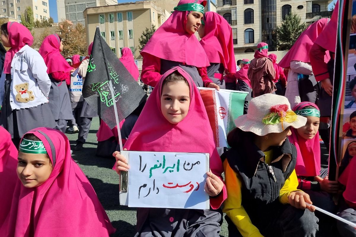 ۱۳ آبان؛ روزی که نسل فردا حماسه امروز را نوشت!