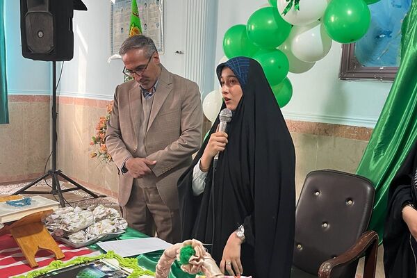 محفل انس با قرآن به مناسبت ولادت حضرت مهدی(عج)در دبیرستان طریقت جوادآباد