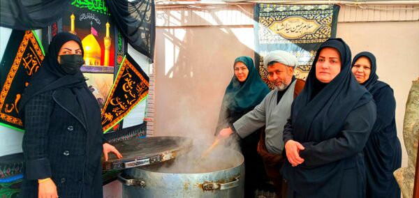 مراسم عزاداری شهادت حضرت فاطمه زهرا(س) در دبیرستان میرزا جعفر سروقد 